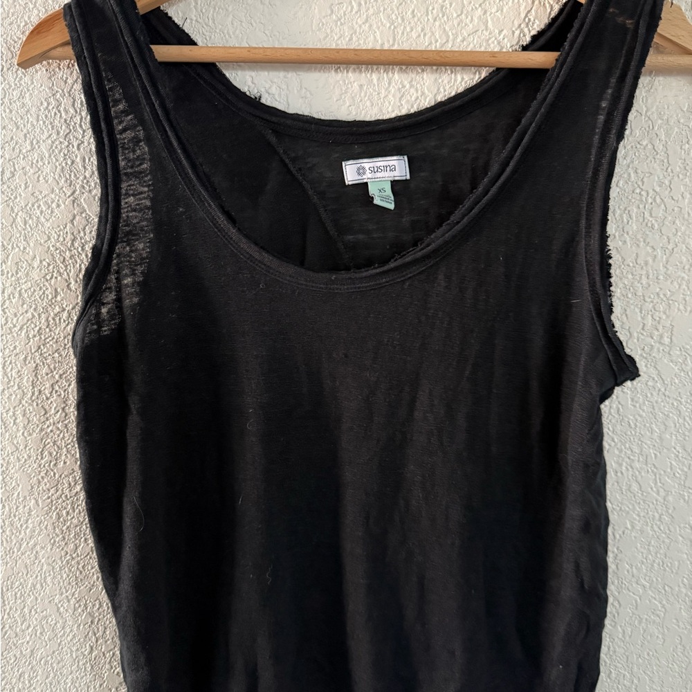 Susina Elegant Black Sleeveless Top